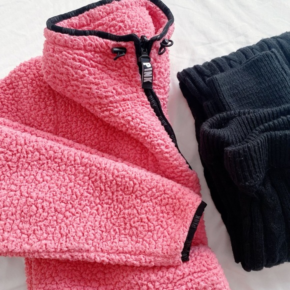 PINK Victoria's Secret Jackets & Blazers - Pink Victoria’s Secret Sherpa fleece zip up jacket